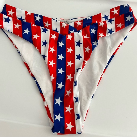 American Flag Stars Stripes Halter Bikini Set - Picture 4 of 13